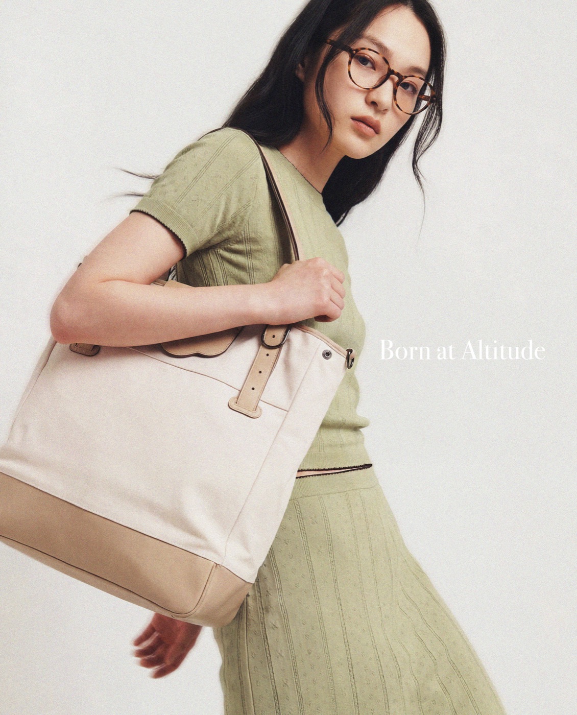 HEIGS — Swiss made-to-order luxury bags. Founder brand by Daan van Luijn.